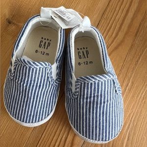 Baby Gap striped loafers size 6-12 months